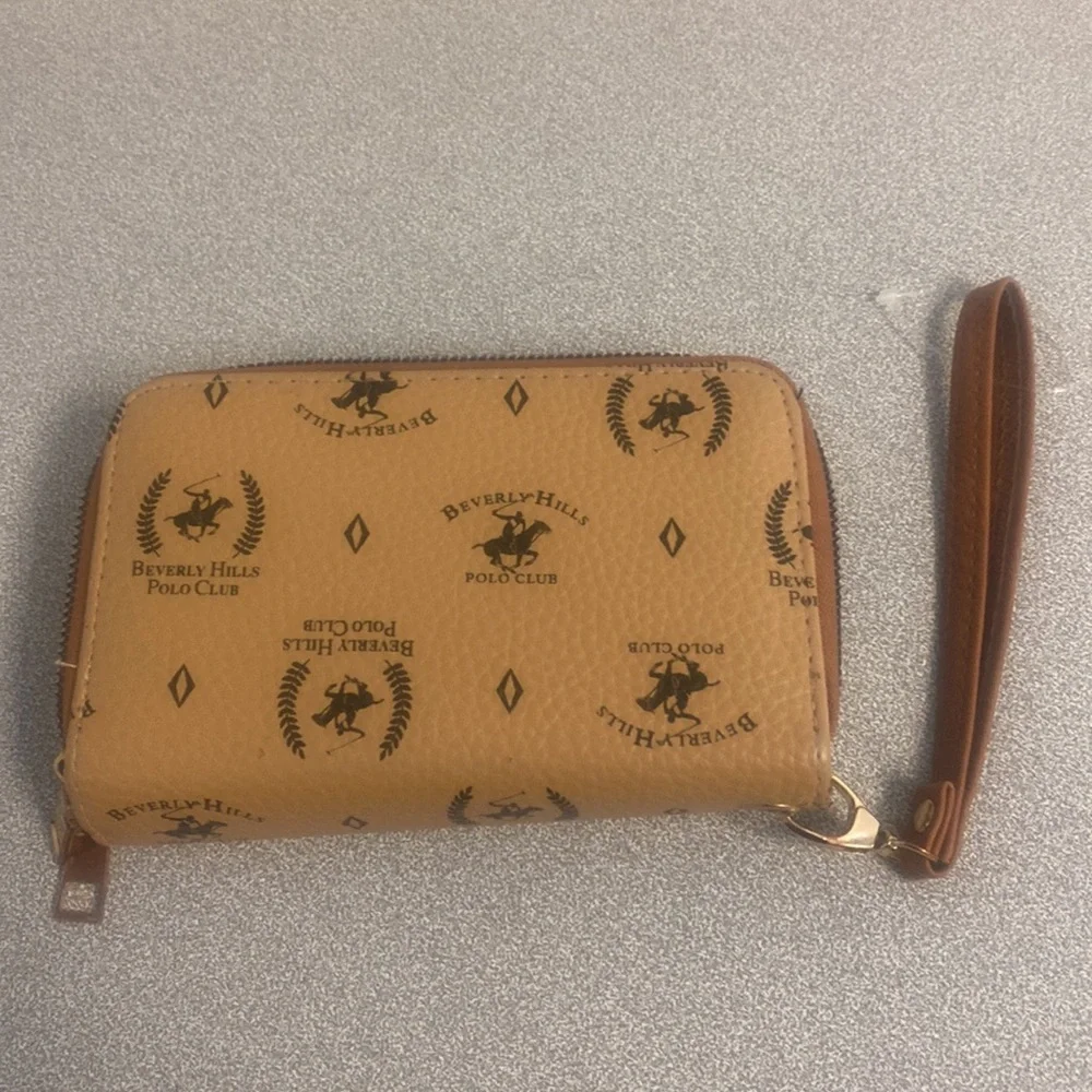 Beverly Hills Polo Club Tan Wallet